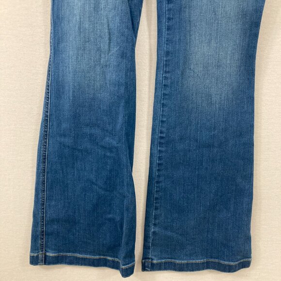 SPANX Flare Soft Stretch Pull-on Jeans in Vintage Indigo Denim Size Large - Picture 5 of 10